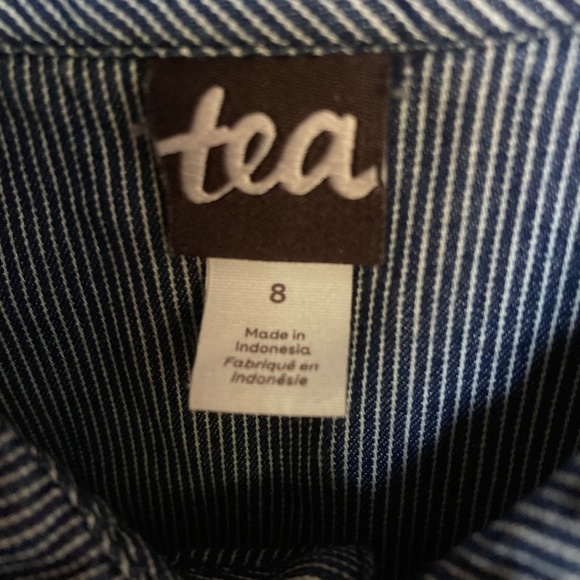 TEA - Boy's size 8 Button Down Shirt - Picture 6 of 6
